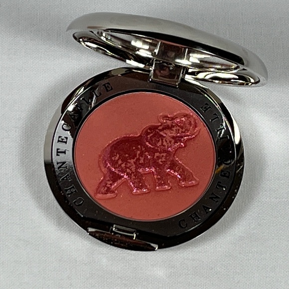 Chantecaille Other - CHANTECAILLE Philanthropy Cheek Shade in Smitten (Elephant)